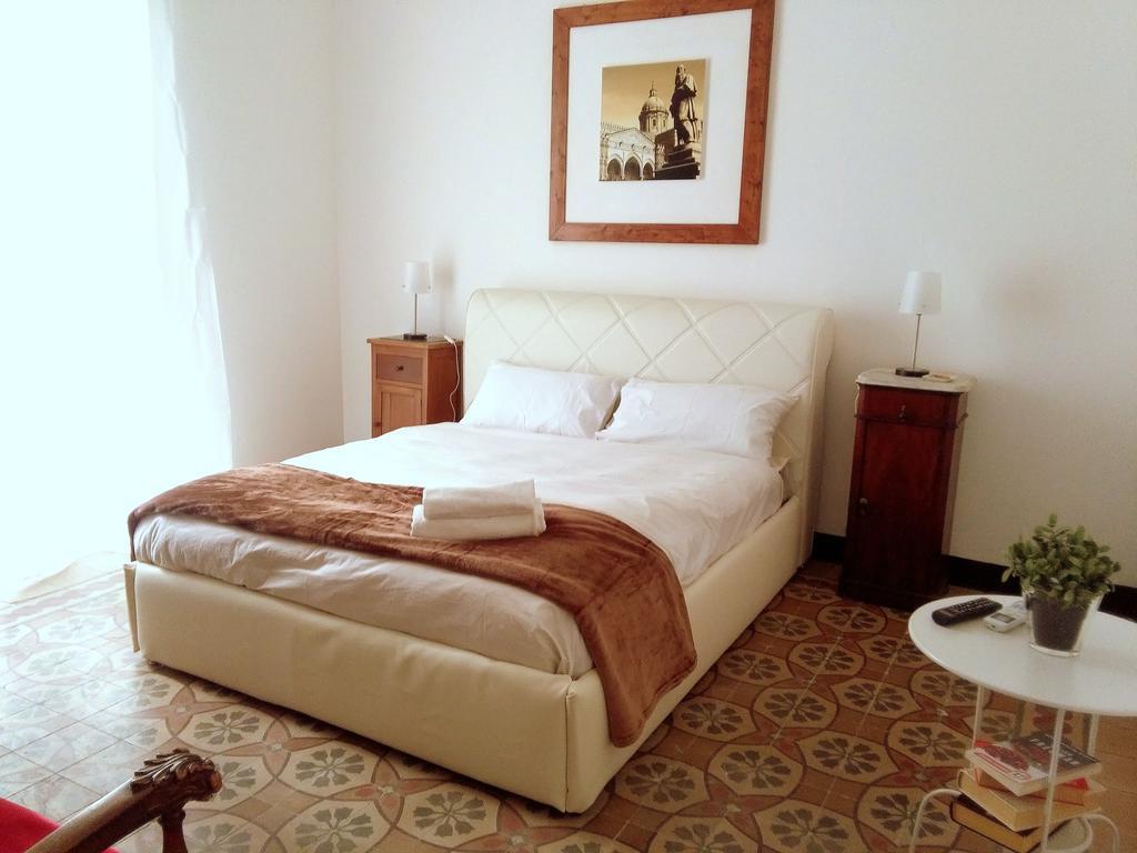 Aragona Rooms Palerme Extérieur photo
